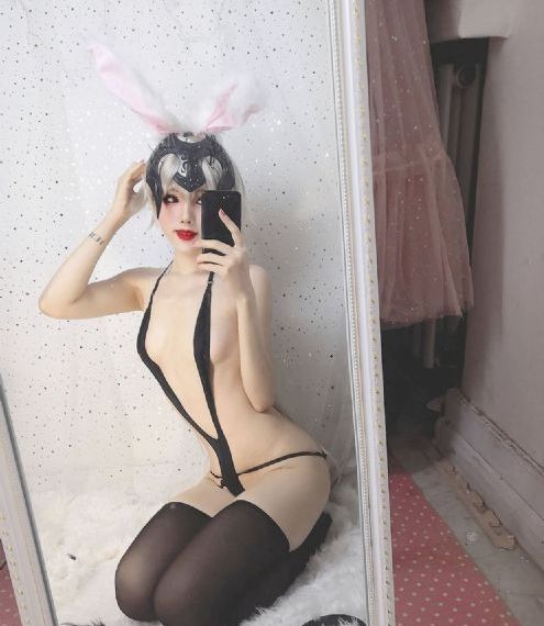 一百个女朋友超级喜欢你_最近手机在线观看