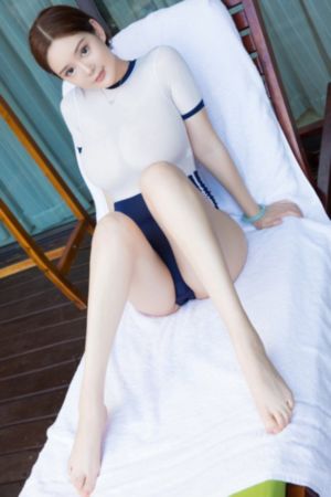 丰满寂寞的少妇老师_4K免费观看韩国
