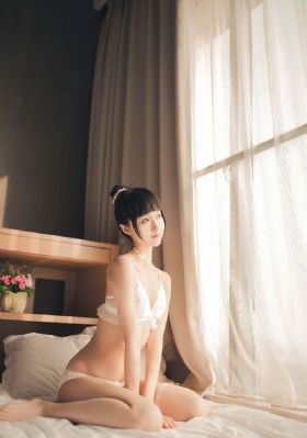 宝贝乖h跪趴同性调教女女_无删减完整版在线观看